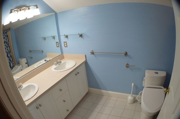 Bathroom, Dual Sink Vanities, Interior