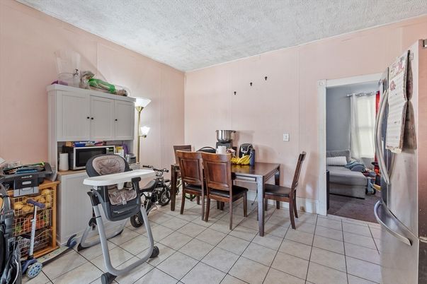 Dining room, Interior