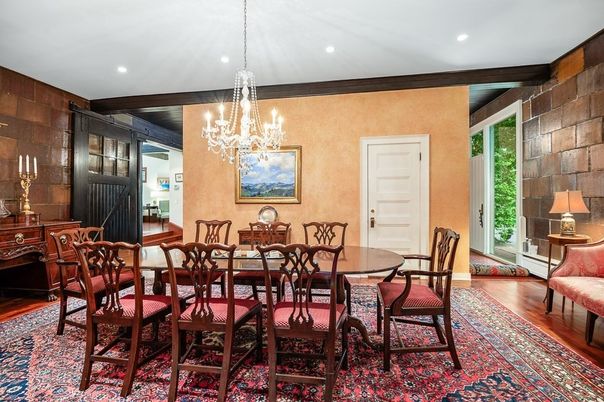 Chandelier, Dining room, Interior, Recessed Lighting, Wood Texture Flooring