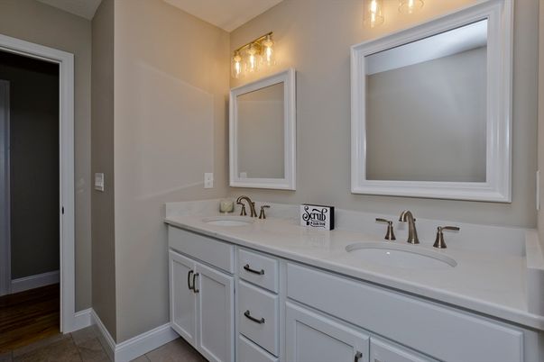 Bathroom, Dual Sink Vanities, Interior