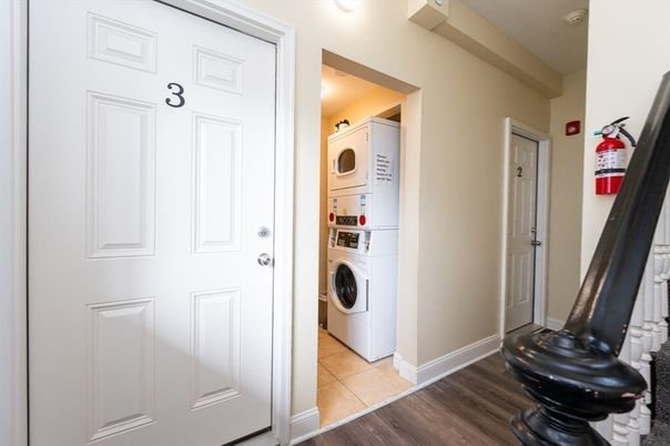 Interior, Utility Closets, Washer, Wood Texture Flooring