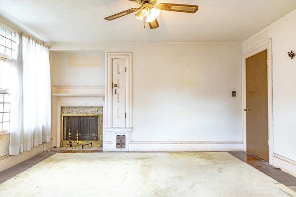 Empty room, Fireplace, Interior