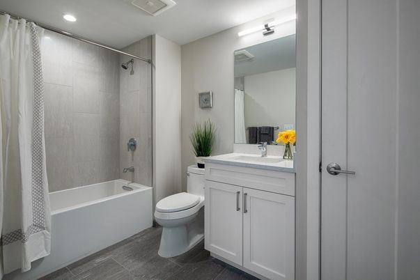 Bathroom, Interior, Recessed Lighting