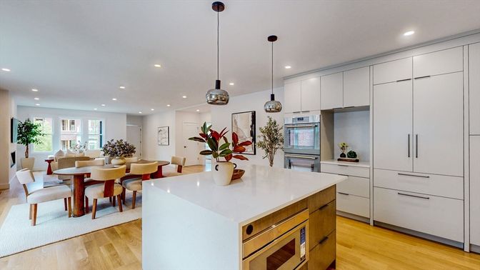 Dining room, Interior, Kitchen, Pendant Lights, Recessed Lighting, Wood Texture Flooring