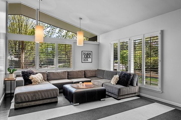 Interior, Living room, Pendant Lights