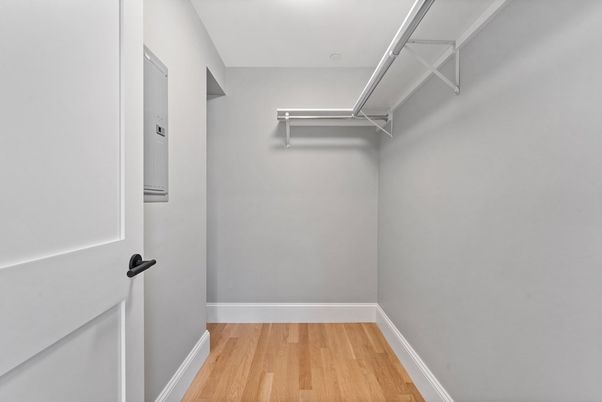 Interior, Walk-in Closets, Wood Texture Flooring