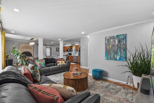 Dining room, Interior, Kitchen, Living room, Pendant Lights, Recessed Lighting, Wood Texture Flooring