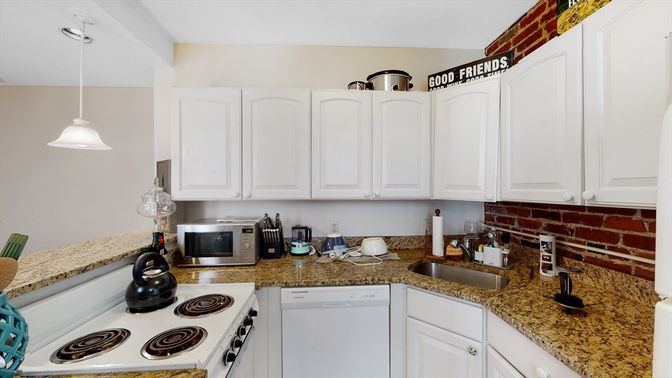 Interior, Kitchen, Pendant Lights