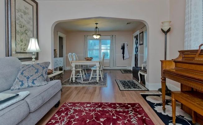 Dining room, Interior, Living room, Pendant Lights, Piano, Wood Texture Flooring
