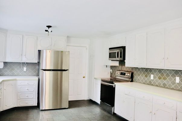 Interior, Kitchen, Stainless Steel Appliances