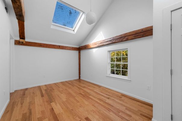Empty room, Interior, Pendant Lights, Wood Texture Flooring