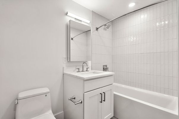 Bathroom, Interior, Recessed Lighting
