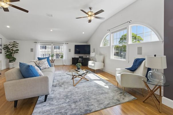 Interior, Living room, Recessed Lighting, Wood Texture Flooring