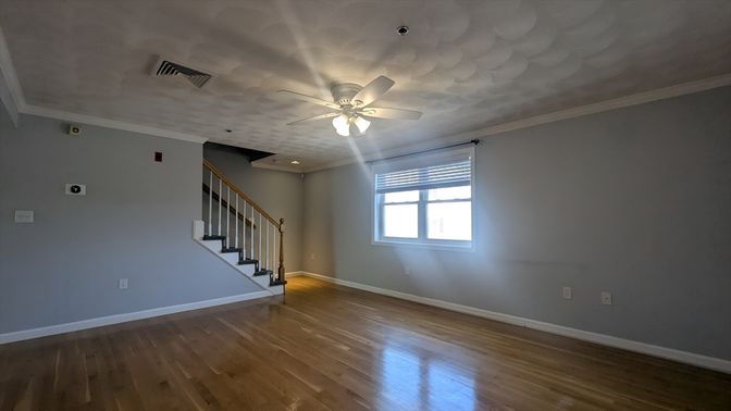 Empty room, Interior, Recessed Lighting, Wood Texture Flooring