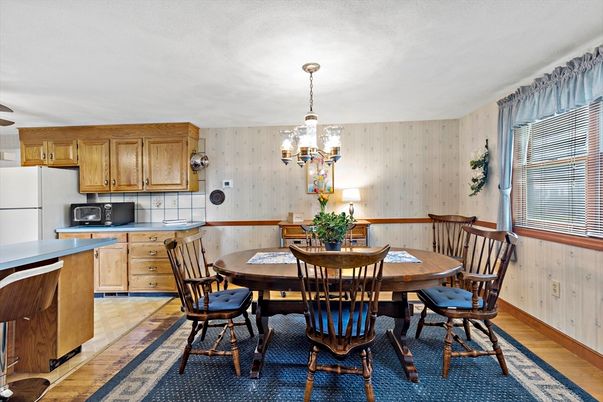 Chandelier, Dining room, Interior, Kitchen, Wood Texture Flooring