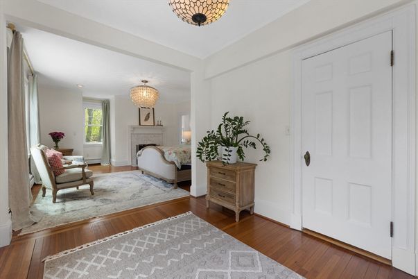 Chandelier, Fireplace, Interior, Wood Texture Flooring