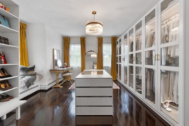 Chandelier, Interior, Walk-in Closets, Wood Texture Flooring