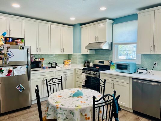 Dining room, Interior, Kitchen, Recessed Lighting, Stainless Steel Appliances, Wood Texture Flooring