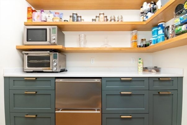 Interior, Kitchen, Stainless Steel Appliances
