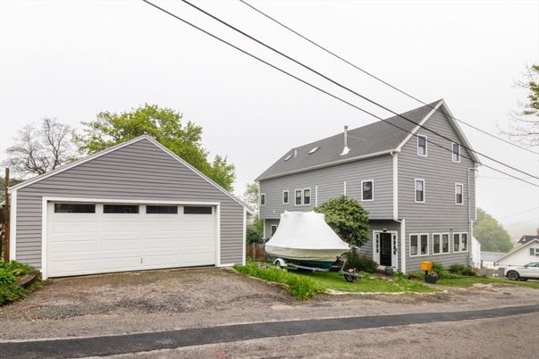 Attached, Detached Garage, Exterior, Facade, Cape Cod