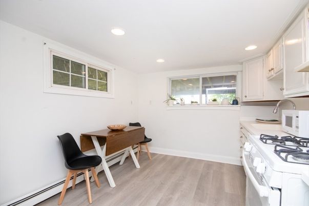 Dining room, Interior, Kitchen, Recessed Lighting, Wood Texture Flooring