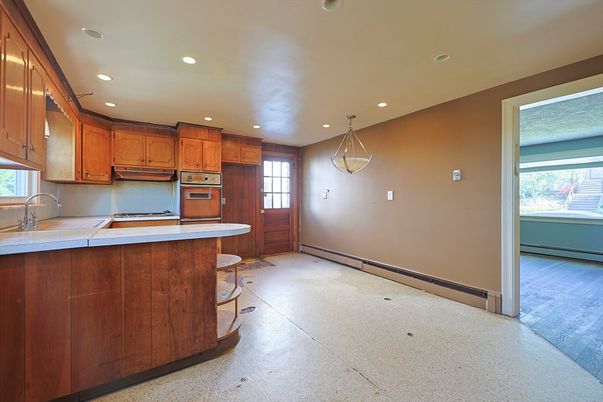 Interior, Kitchen, Pendant Lights, Recessed Lighting, Tile Countertops