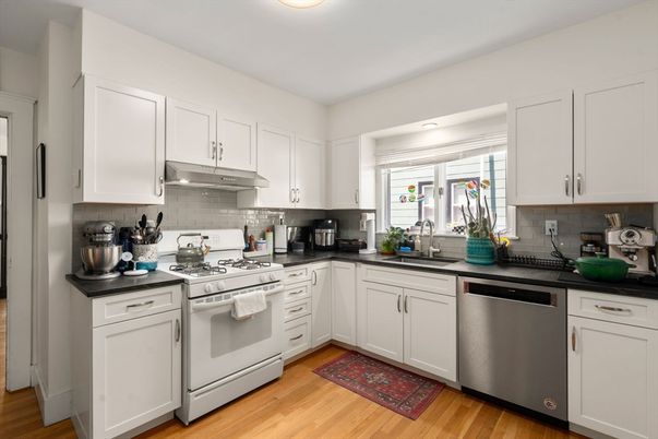 Interior, Kitchen, Stainless Steel Appliances, Wood Texture Flooring