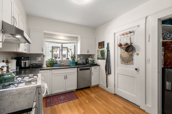 Interior, Kitchen, Stainless Steel Appliances, Wood Texture Flooring