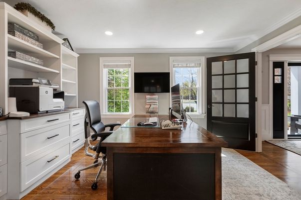 Home Office, Interior, Recessed Lighting, Wood Texture Flooring