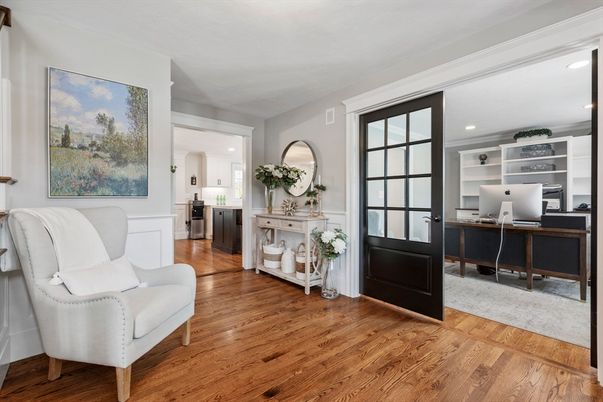Home Office, Interior, Recessed Lighting, Wood Texture Flooring