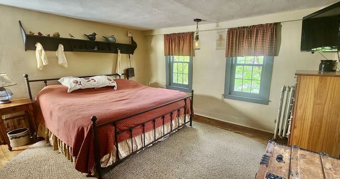 Bedroom, Interior, Pendant Lights