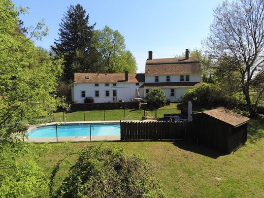 Backyard, Exterior, Pool