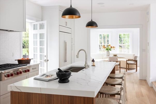 Dining room, Interior, Kitchen, Pendant Lights, Stainless Steel Appliances, Wood Texture Flooring