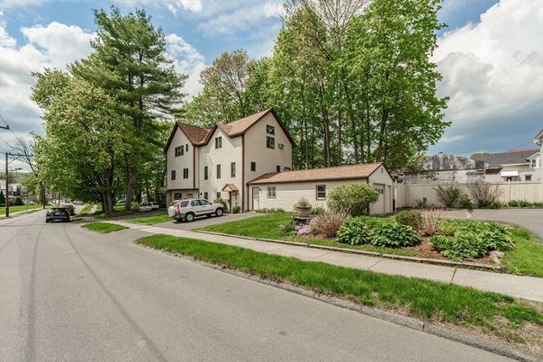 Exterior, Facade, Tudor Revival