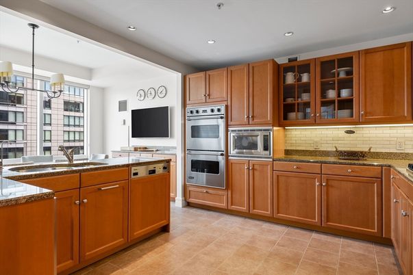 Interior, Kitchen, Pendant Lights, Recessed Lighting, Stainless Steel Appliances