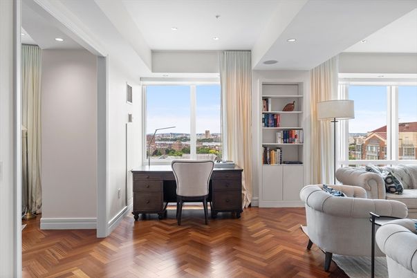 Home Office, Interior, Recessed Lighting, Wood Texture Flooring