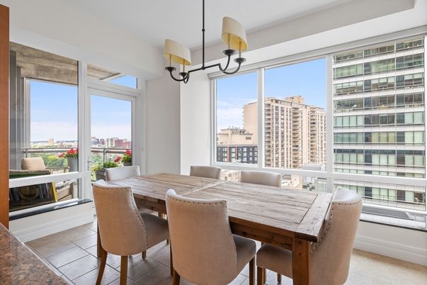 Dining room, Interior, Pendant Lights