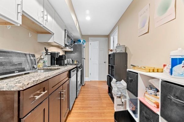 Interior, Kitchen, Recessed Lighting, Wood Texture Flooring