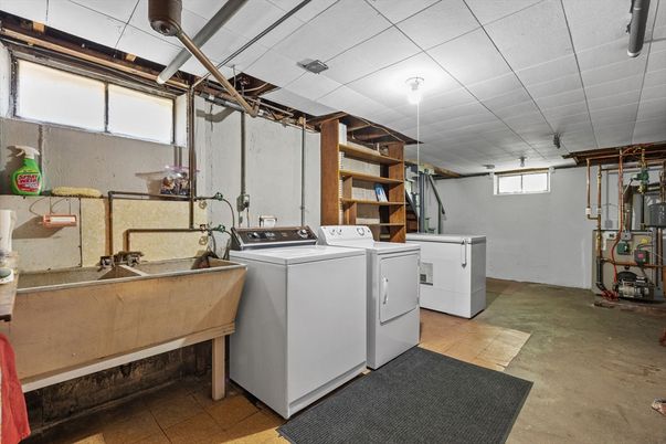 Interior, Washer