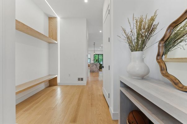Interior, Pendant Lights, Recessed Lighting, Wood Texture Flooring