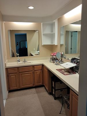 Bathroom, Dual Sink Vanities, Interior, Recessed Lighting