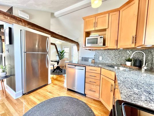 Dining room, Interior, Kitchen, Stainless Steel Appliances, Wood Texture Flooring