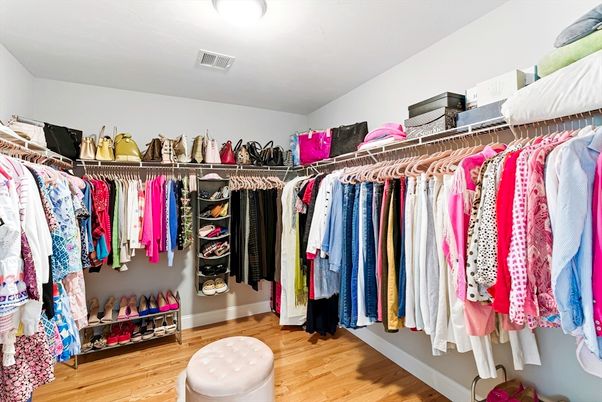 Interior, Walk-in Closets, Wood Texture Flooring