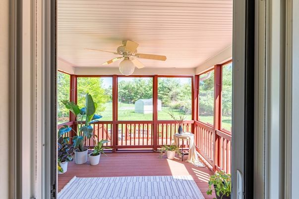 Interior, Sun Room, Wood Texture Flooring