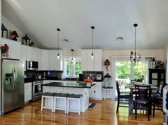 Dining room, Interior, Kitchen, Pendant Lights, Wood Texture Flooring