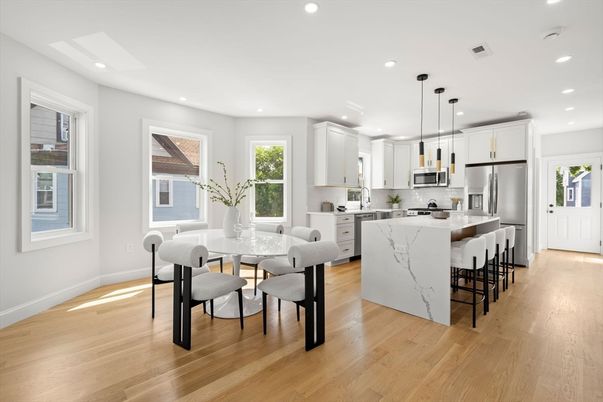 Dining room, Interior, Kitchen, Pendant Lights, Recessed Lighting, Stainless Steel Appliances, Wood Texture Flooring