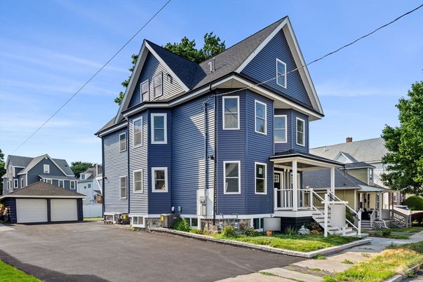 Detached Garage, Exterior, Facade, Queen Anne Victorian