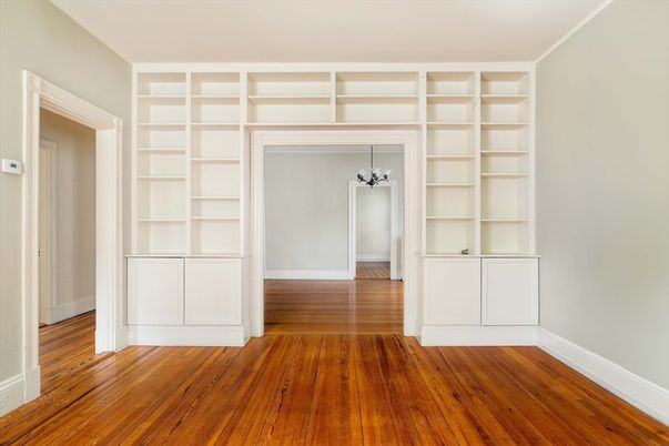 Empty room, Interior, Walk-in Closets, Wood Texture Flooring