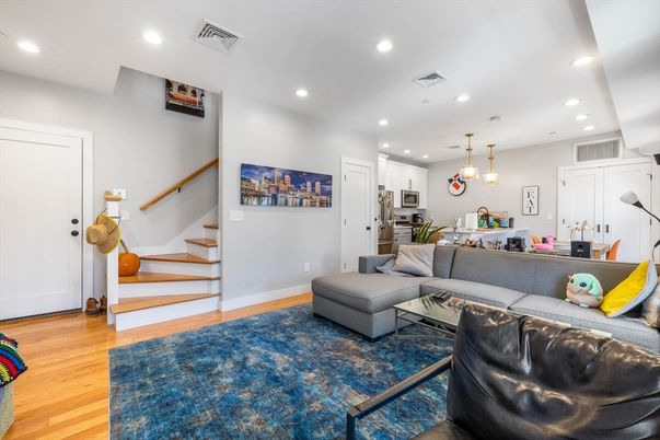 Interior, Kitchen, Living room, Pendant Lights, Recessed Lighting, Stainless Steel Appliances, Wood Texture Flooring
