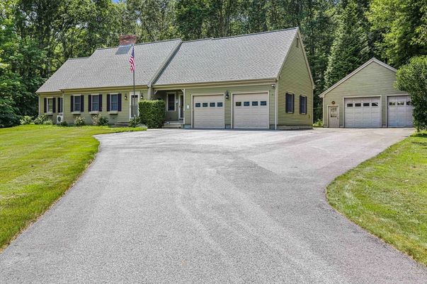 Attached, Detached Garage, Exterior, Facade, Cape Cod